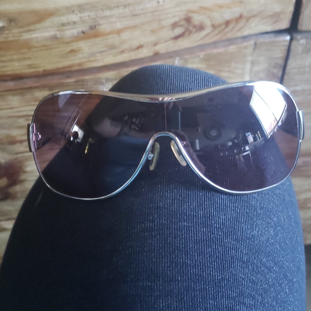COACH SUNGLASSES